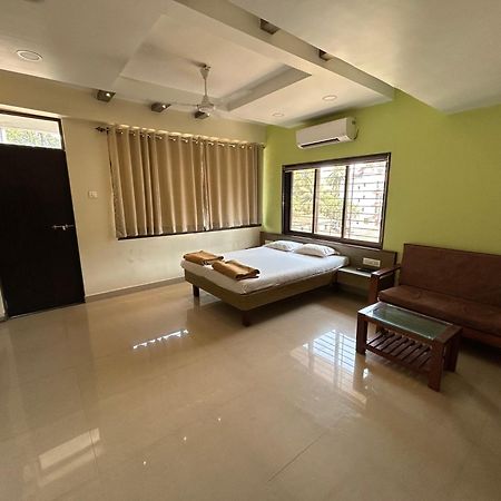 Hotel Aaba'S Gomantak Sawantwadi Exteriör bild