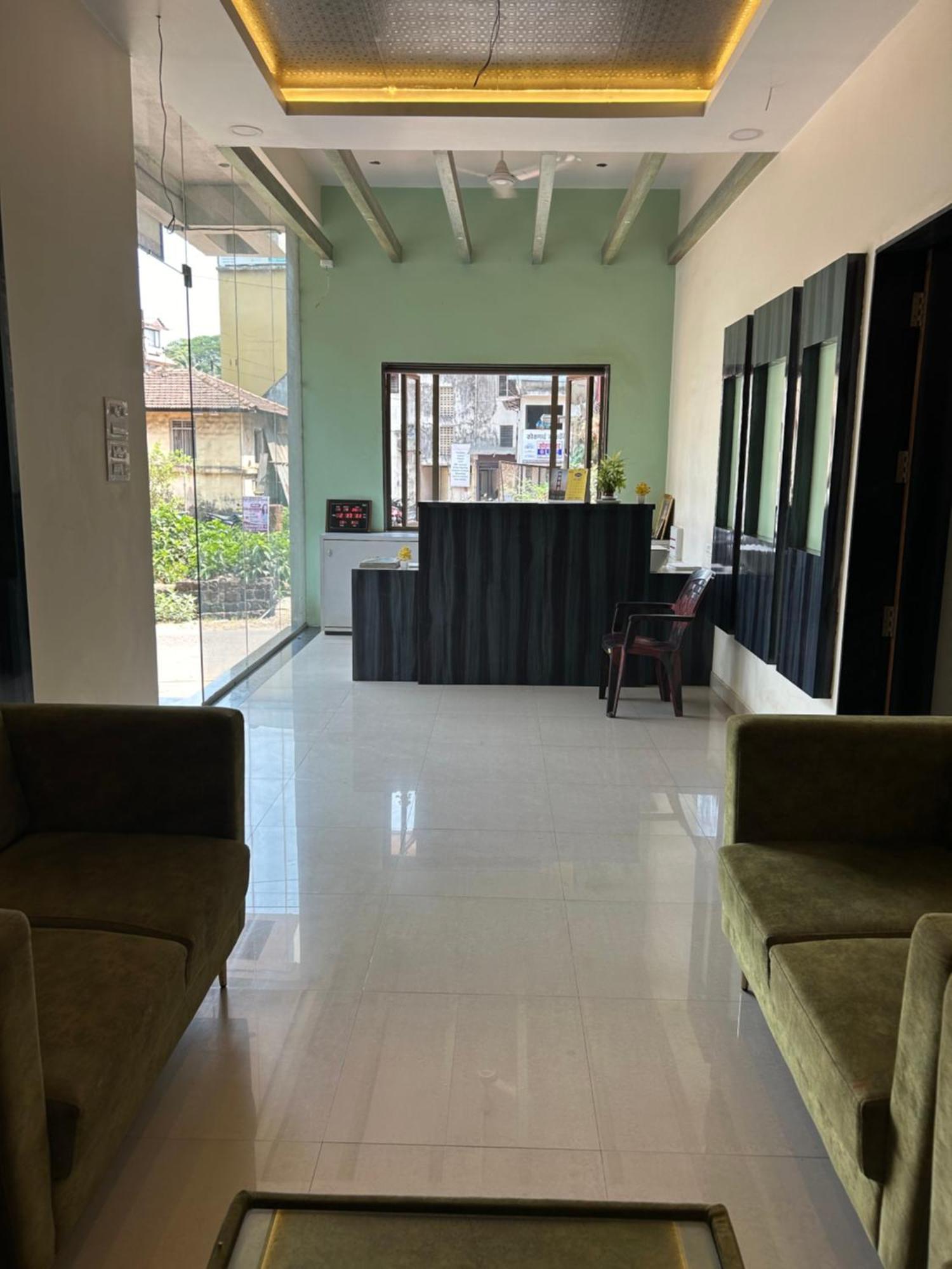 Hotel Aaba'S Gomantak Sawantwadi Exteriör bild