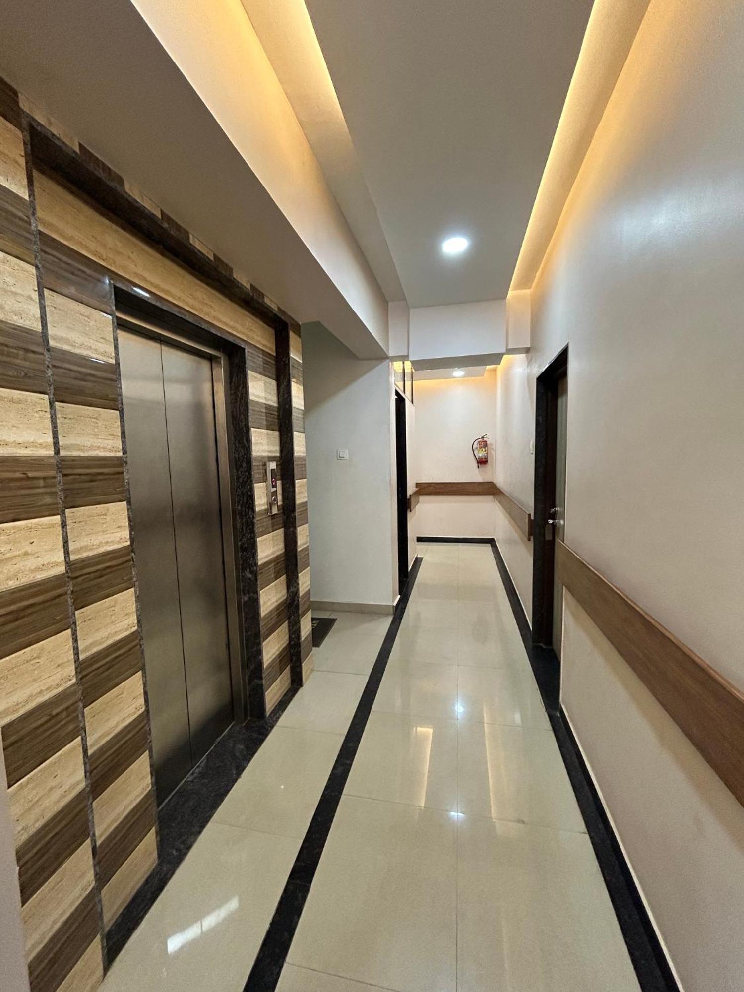 Hotel Aaba'S Gomantak Sawantwadi Exteriör bild